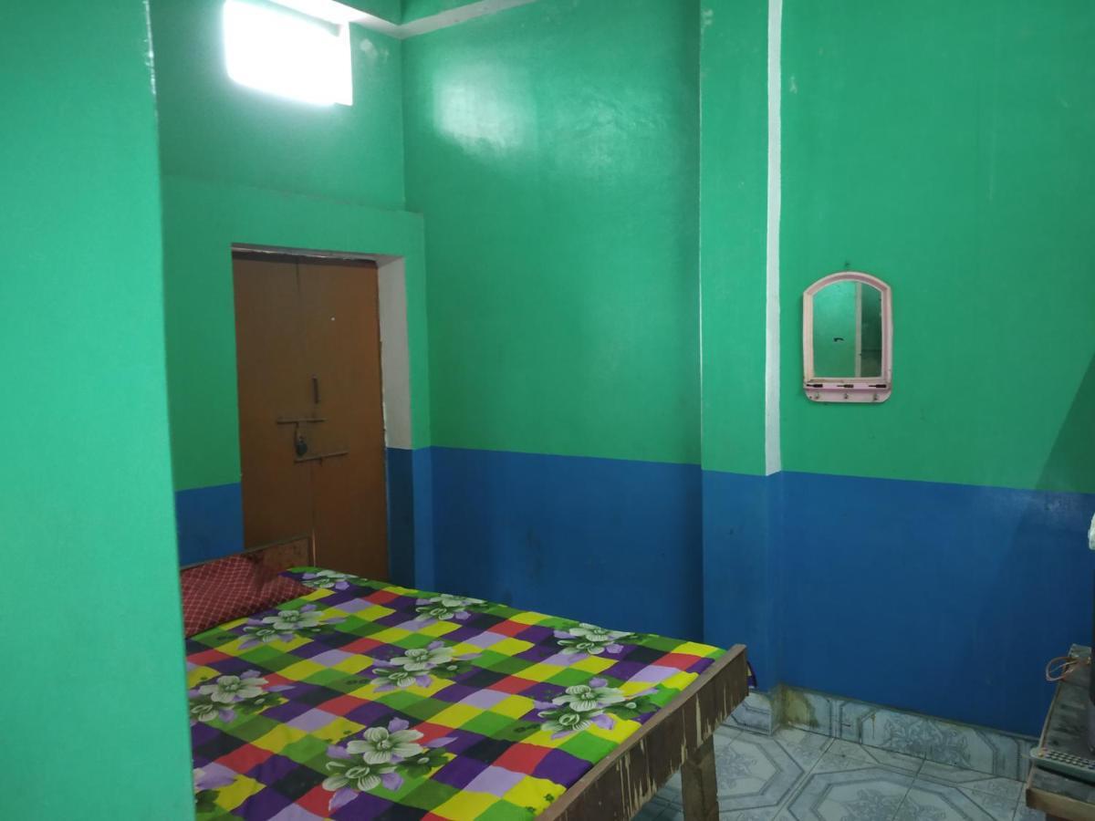 Hotel Yatri Niwas Varanasi Ngoại thất bức ảnh